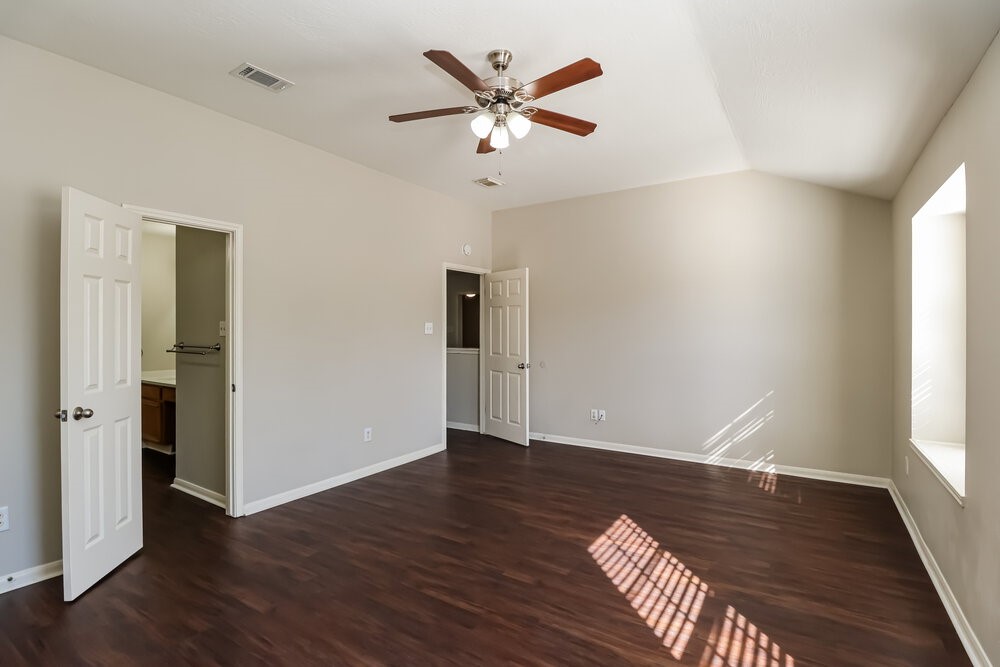 18823 Timber Spring Drive Humble, TX 77346 - Photo 11 of 17