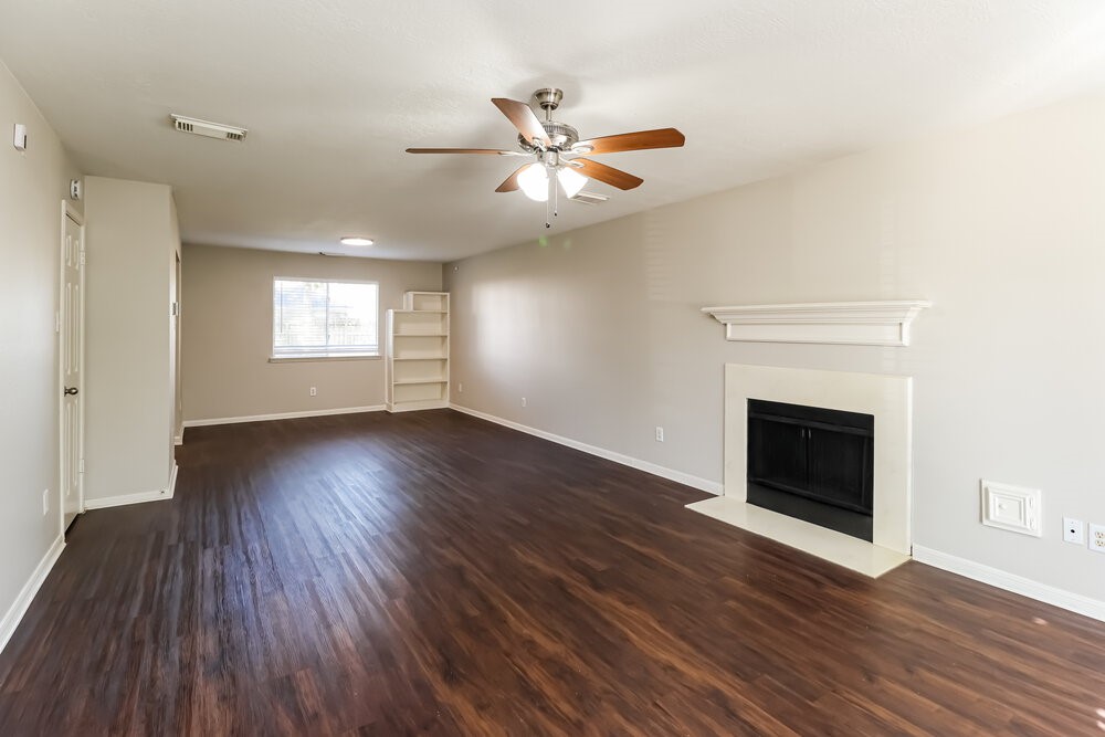 18823 Timber Spring Drive Humble, TX 77346 - Photo 4 of 17