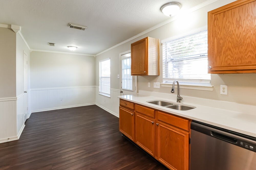 18823 Timber Spring Drive Humble, TX 77346 - Photo 8 of 17