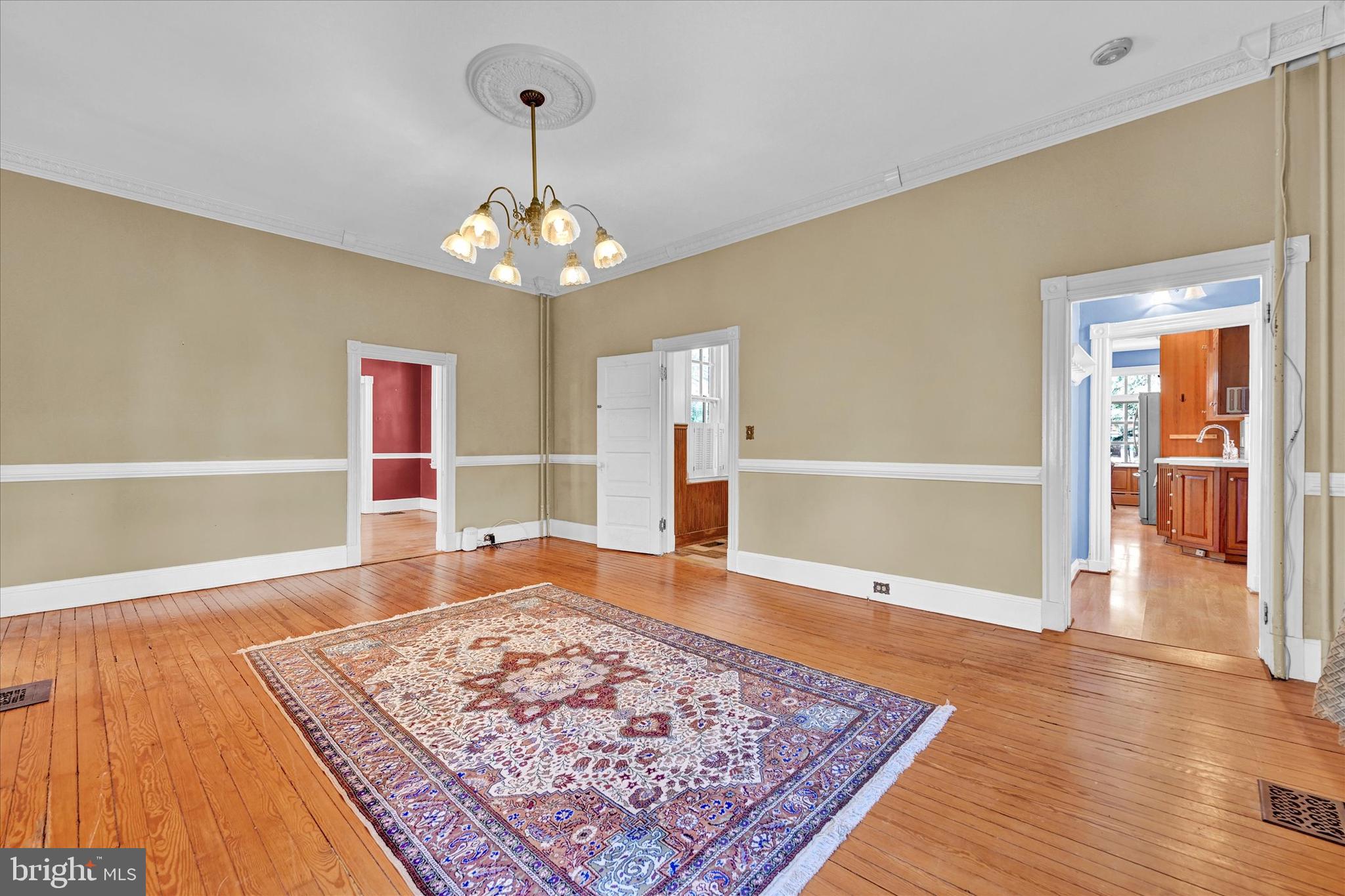 708 Cliveden Road Pikesville, MD 21208 - Photo 16 of 37