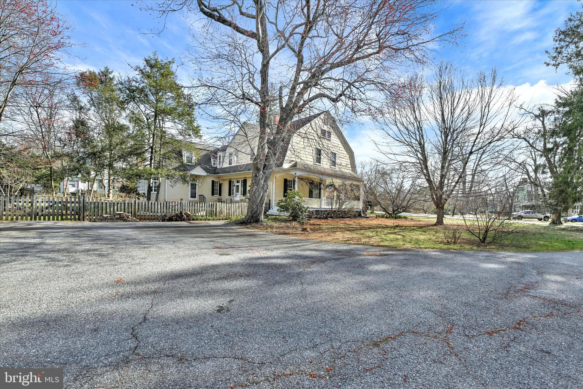 708 Cliveden Road Pikesville, MD 21208 - Photo 6 of 37