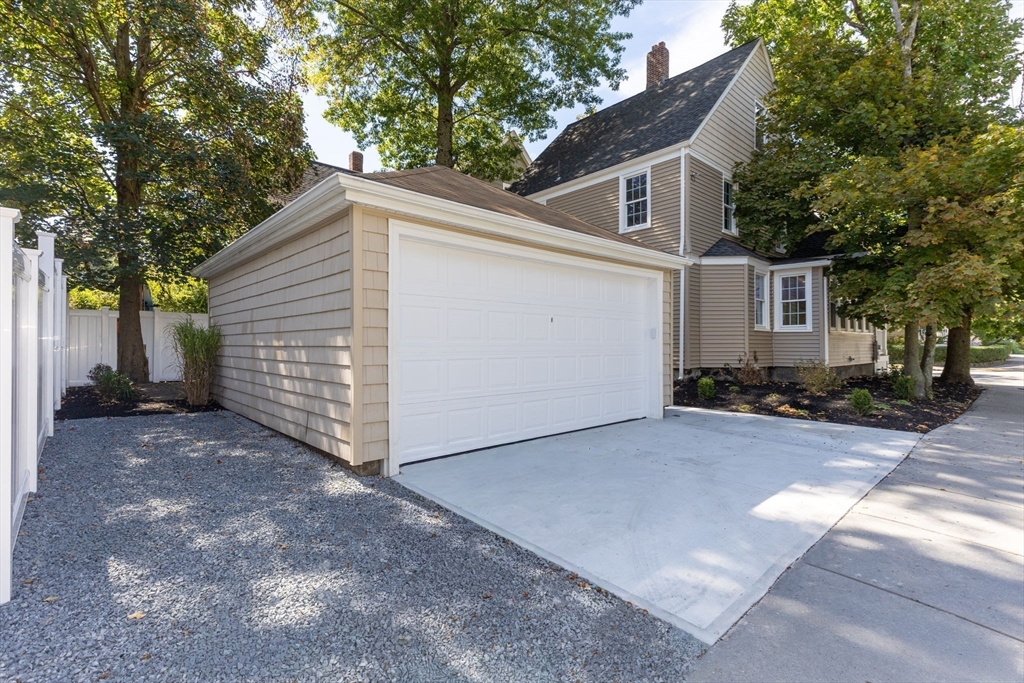 4 Remick Terrace Newton, MA 02458 - Photo 5 of 36