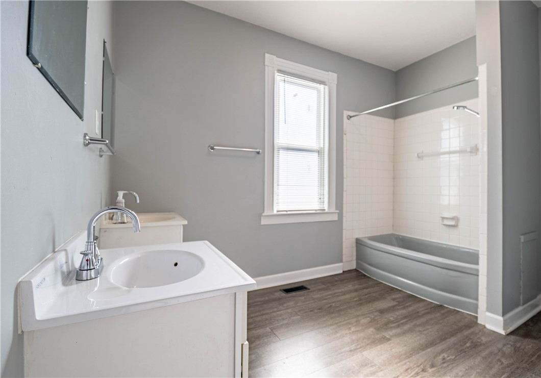 1019 West Wood Street Decatur, IL 62522 - Photo 11 of 15