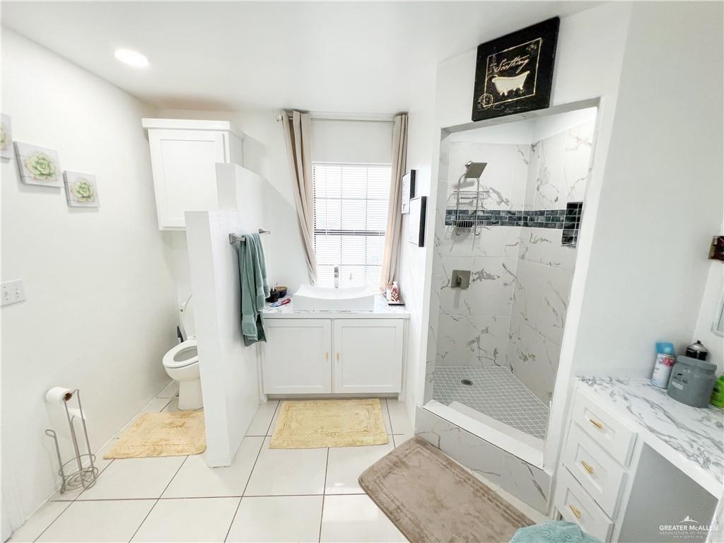 6031 Western Road Mission, TX 78574 - Photo 10 of 22