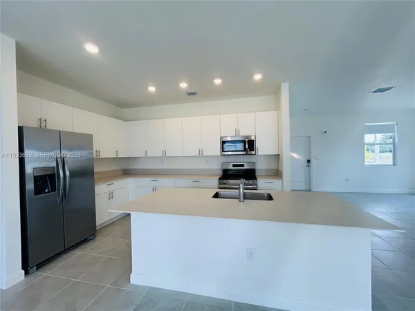 $3,900 | 19404 Southwest 339th Terrace, Homestead, FL 33034