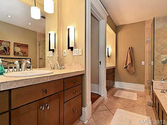 2046 Sharon Road Charlotte, NC 28207 - Photo 11 of 16 Gallery Image 11