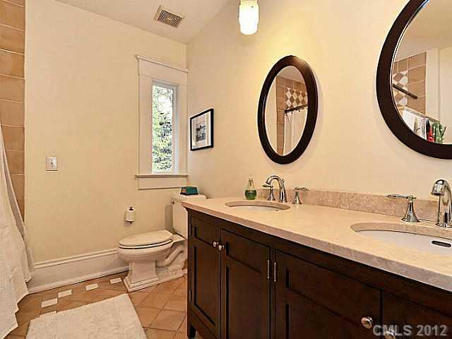 2046 Sharon Road Charlotte, NC 28207 - Photo 14 of 16 Gallery Image 14