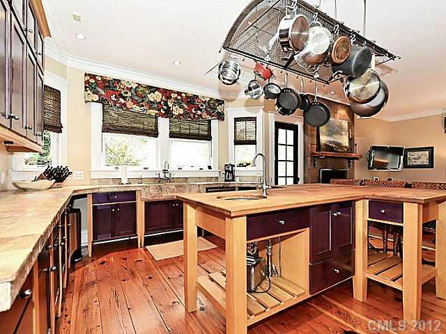 2046 Sharon Road Charlotte, NC 28207 - Photo 6 of 16 Gallery Image 6