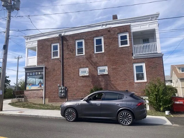 $2,400 | 540 Nantasket Avenue, Unit 2, Hull, MA 02045