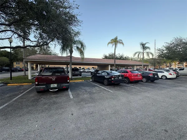 $2,200 | 5620 Northwest 61st Street, Unit 1201, Coconut Creek, FL 33073