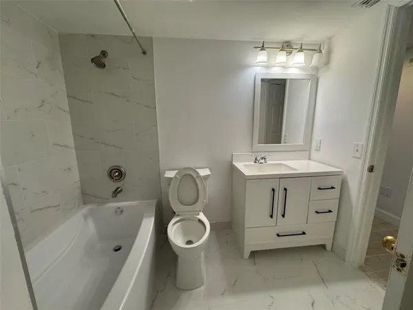 $2,200 | 5620 Northwest 61st Street, Unit 1201, Coconut Creek, FL 33073