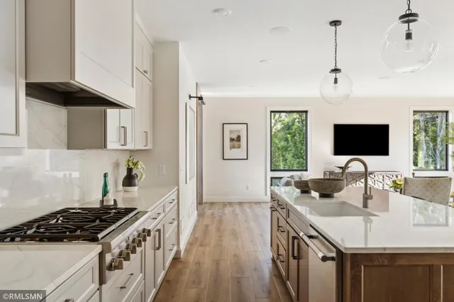 $1,595,000 | 5685 Kelvin Avenue North, Lake Elmo, MN 55042