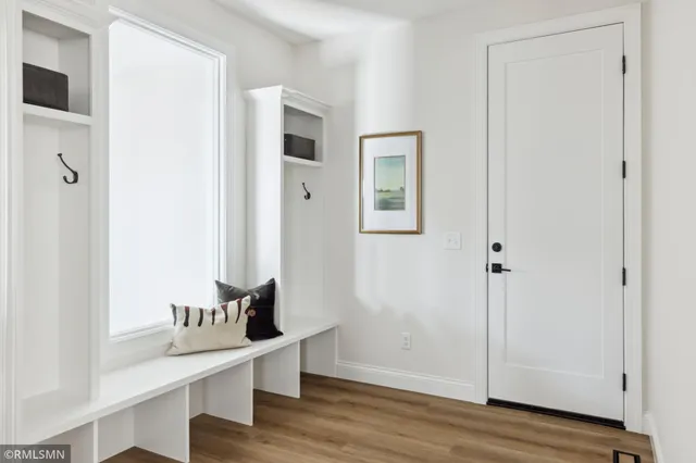 $1,595,000 | 5685 Kelvin Avenue North, Lake Elmo, MN 55042