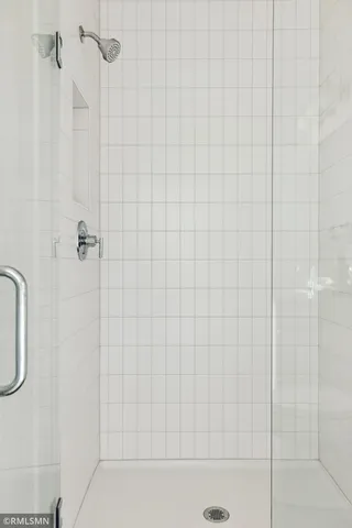 $1,595,000 | 5685 Kelvin Avenue North, Lake Elmo, MN 55042