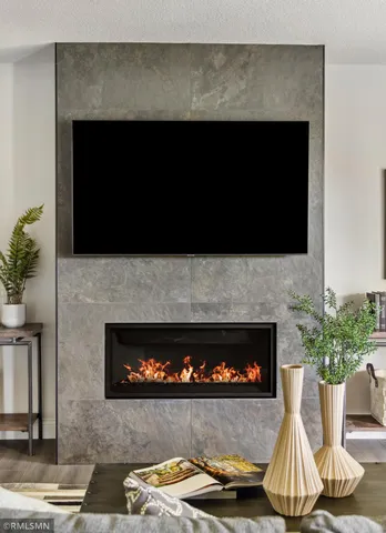 $1,595,000 | 5685 Kelvin Avenue North, Lake Elmo, MN 55042