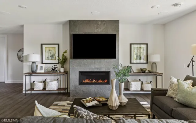 $1,595,000 | 5685 Kelvin Avenue North, Lake Elmo, MN 55042