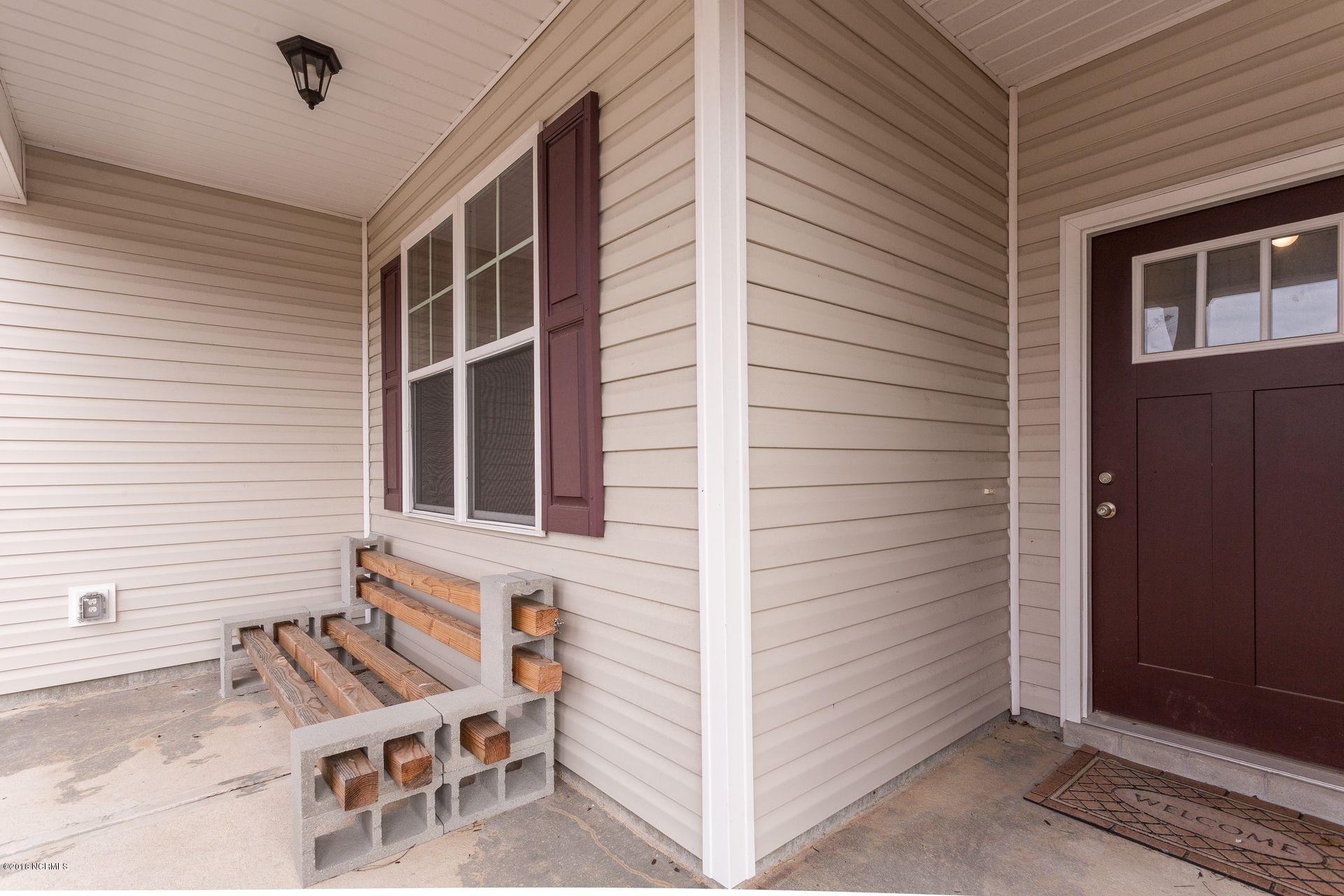 602 Winfall Drive Holly Ridge, NC 28445 - Photo 3 of 26 3