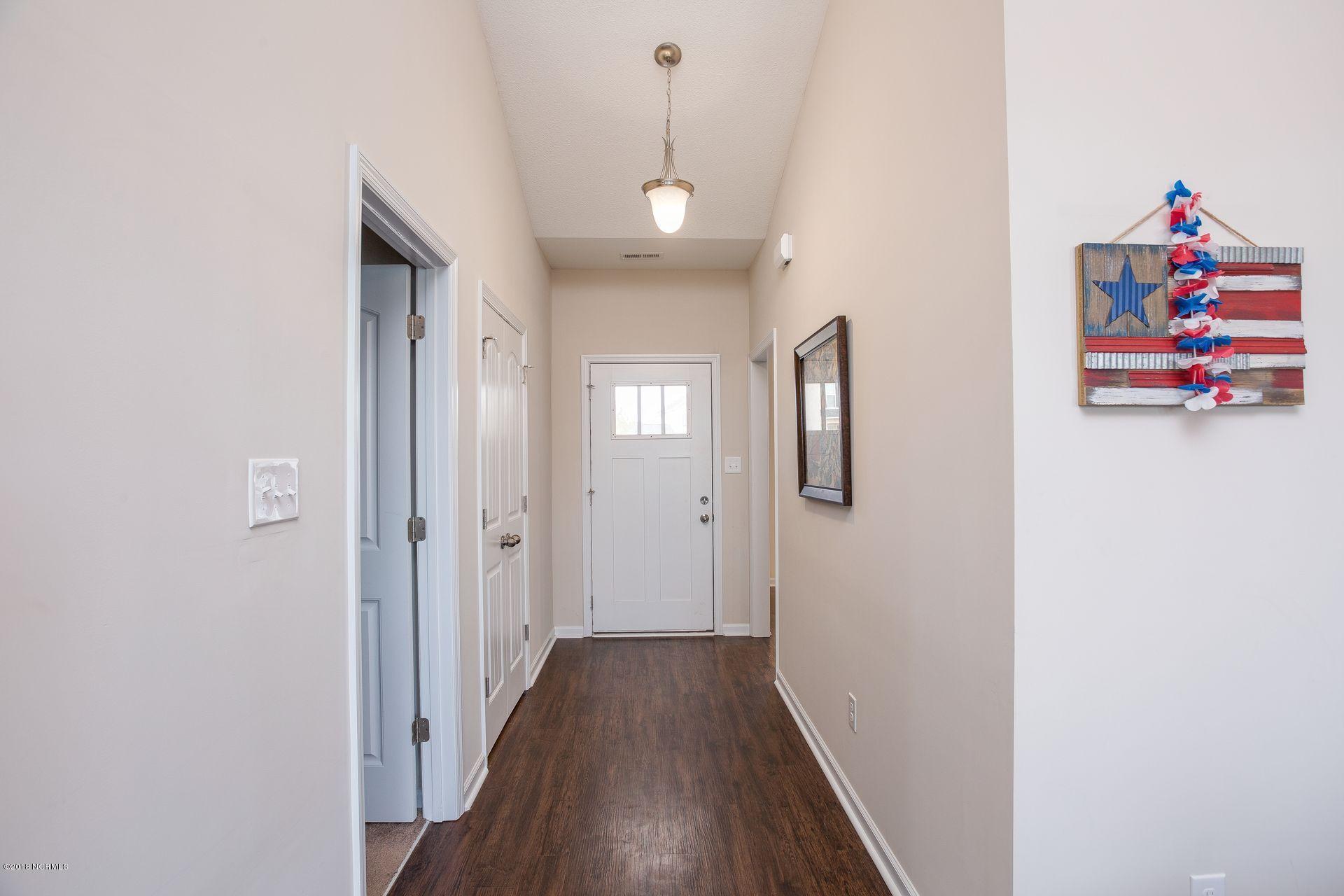 602 Winfall Drive Holly Ridge, NC 28445 - Photo 4 of 26 4