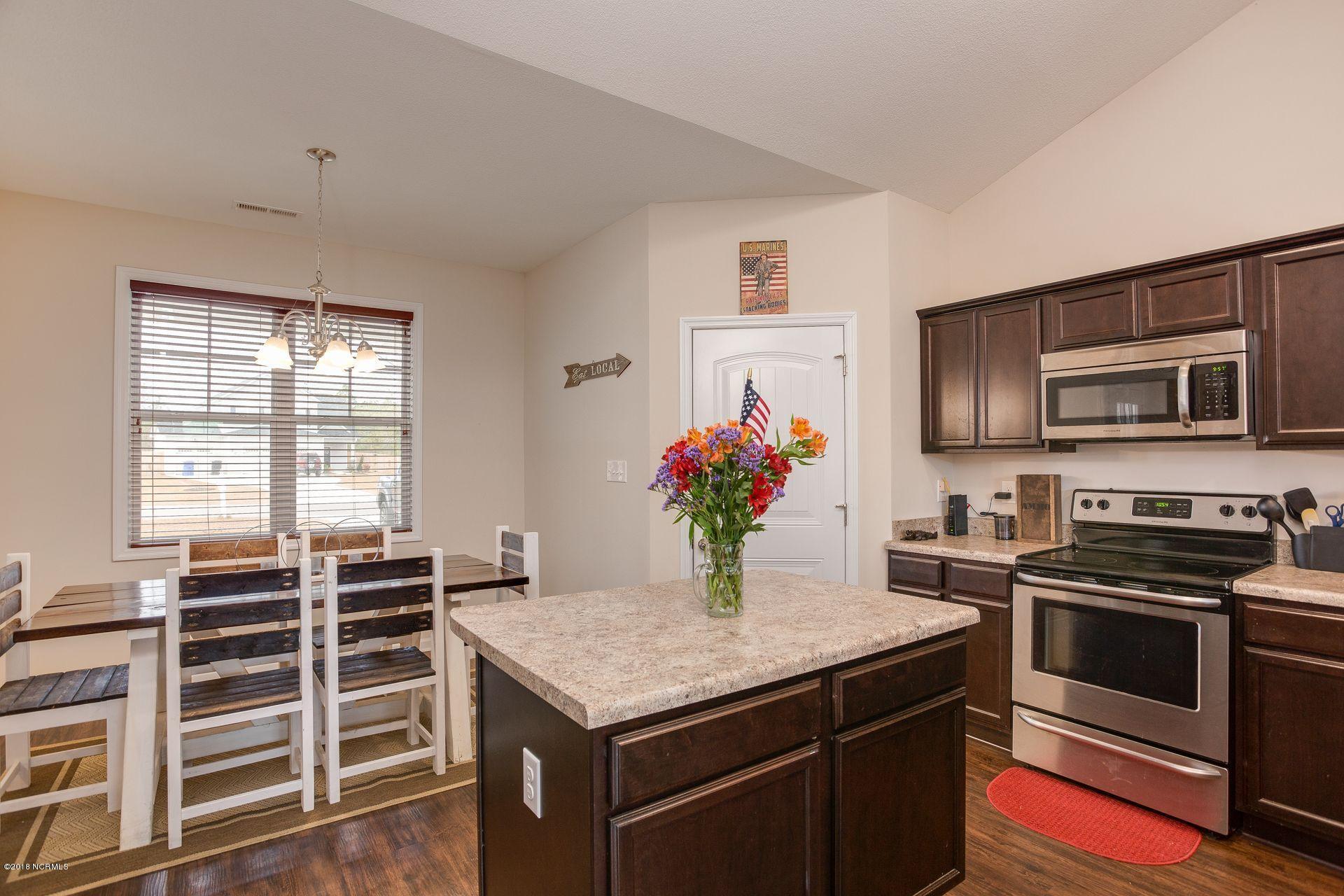 602 Winfall Drive Holly Ridge, NC 28445 - Photo 10 of 26 10