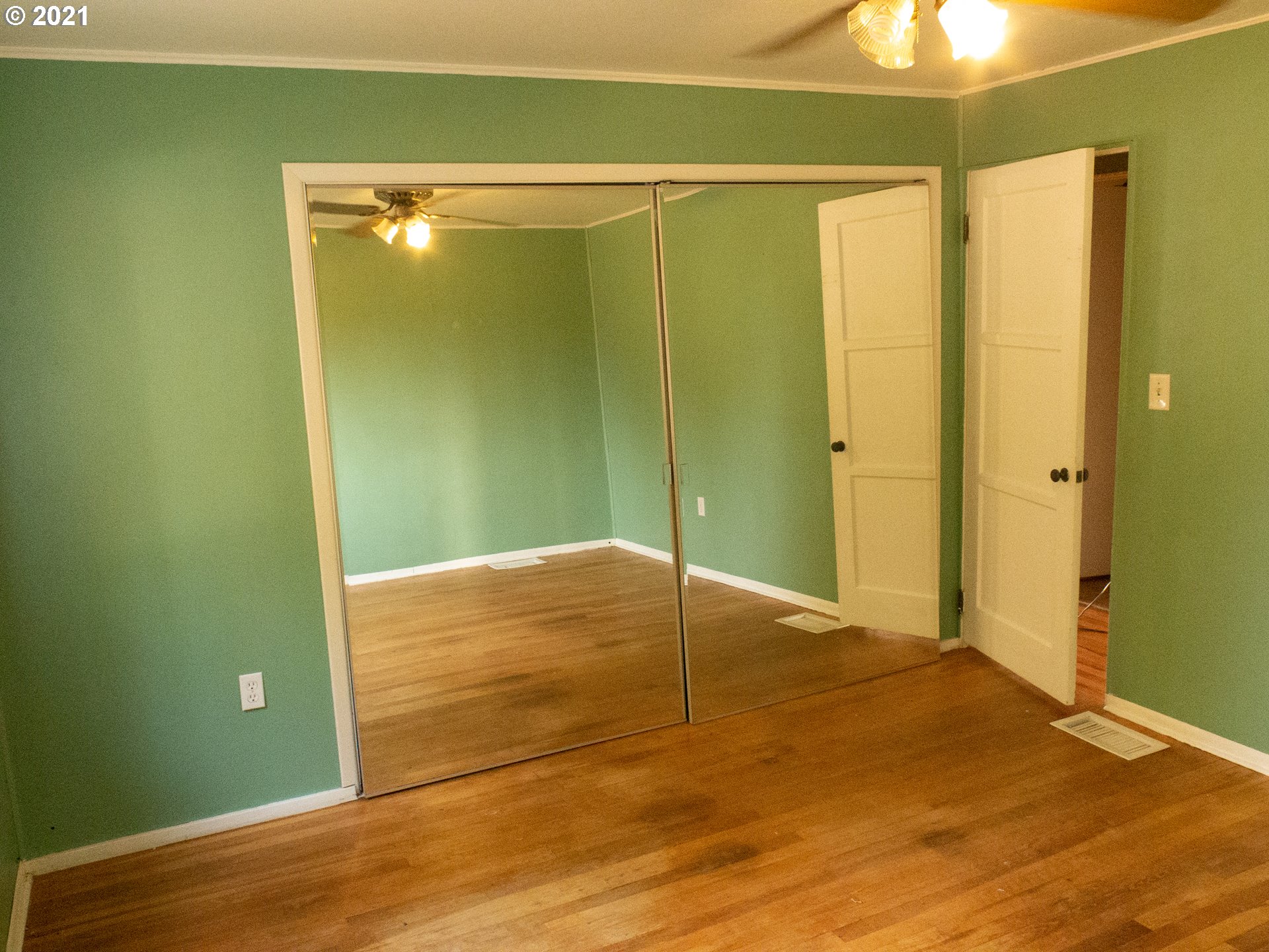 54401 Frontage Road Myrtle Point, OR 97458 - Photo 13 of 21 Gallery Image 13