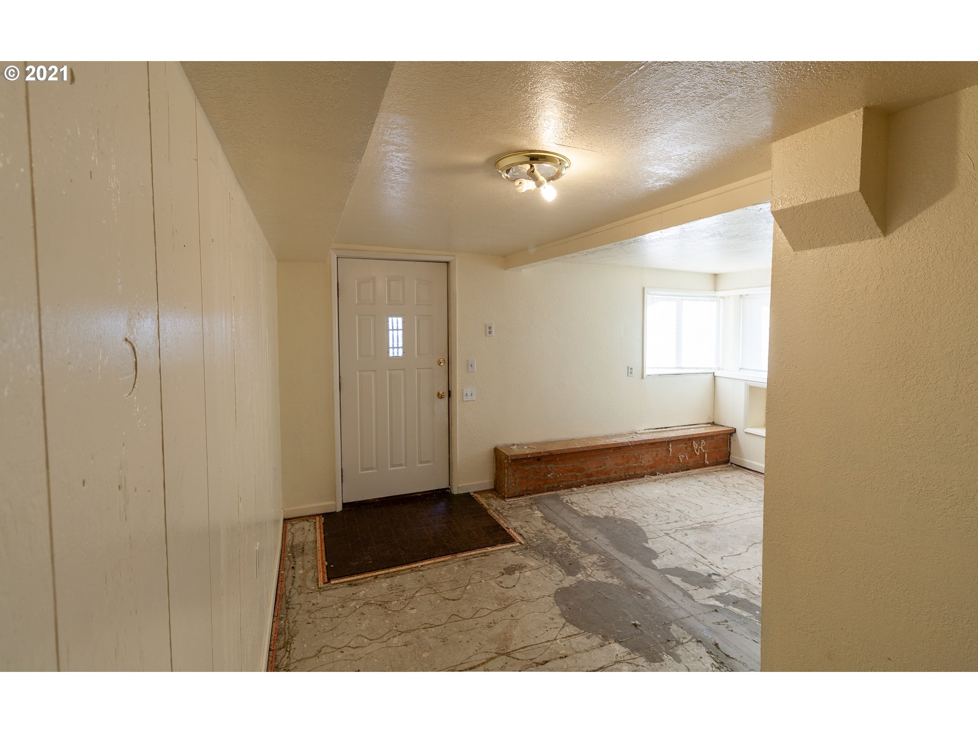 54401 Frontage Road Myrtle Point, OR 97458 - Photo 18 of 21 Gallery Image 18