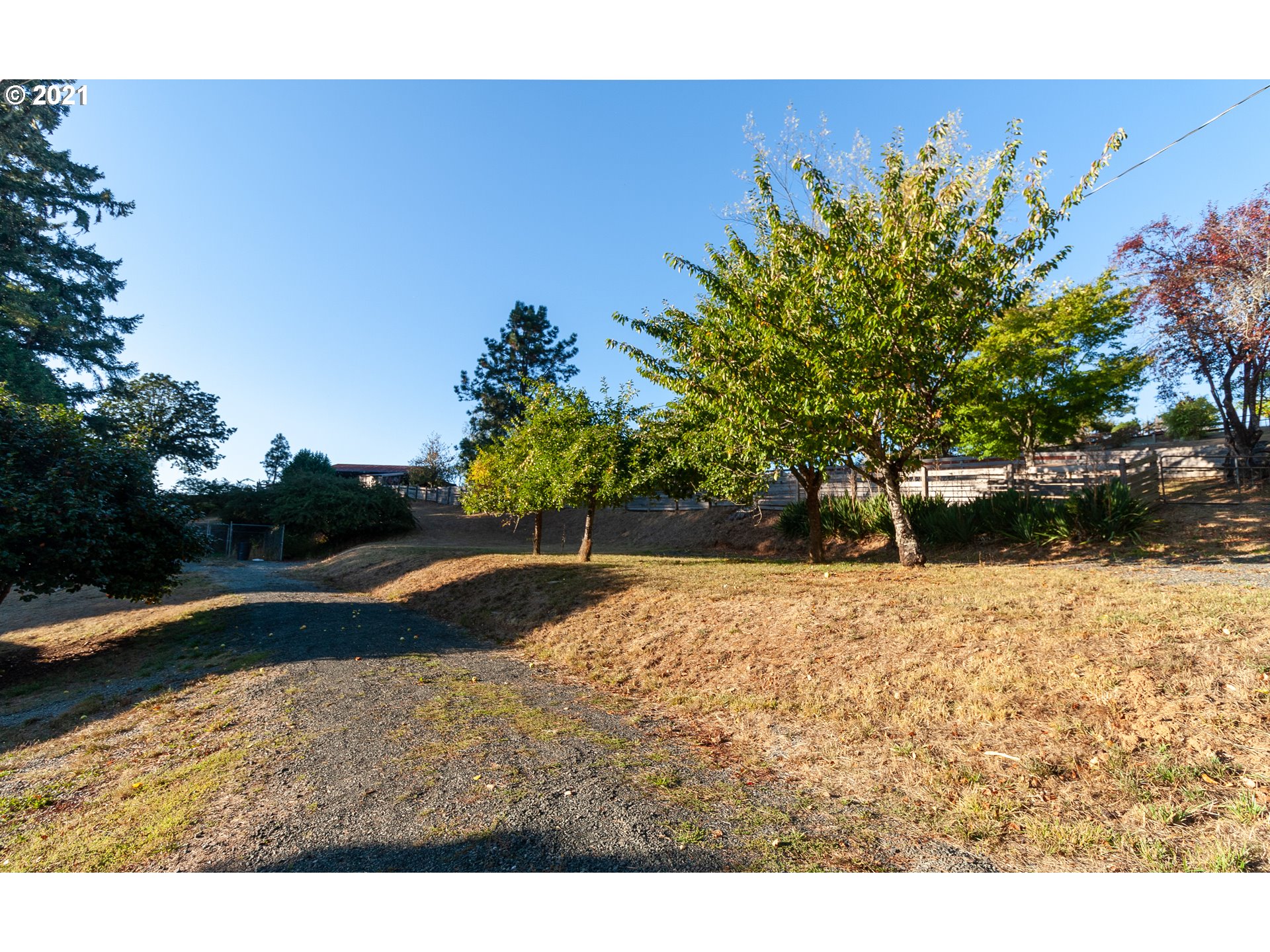 54401 Frontage Road Myrtle Point, OR 97458 - Photo 19 of 21 Gallery Image 19