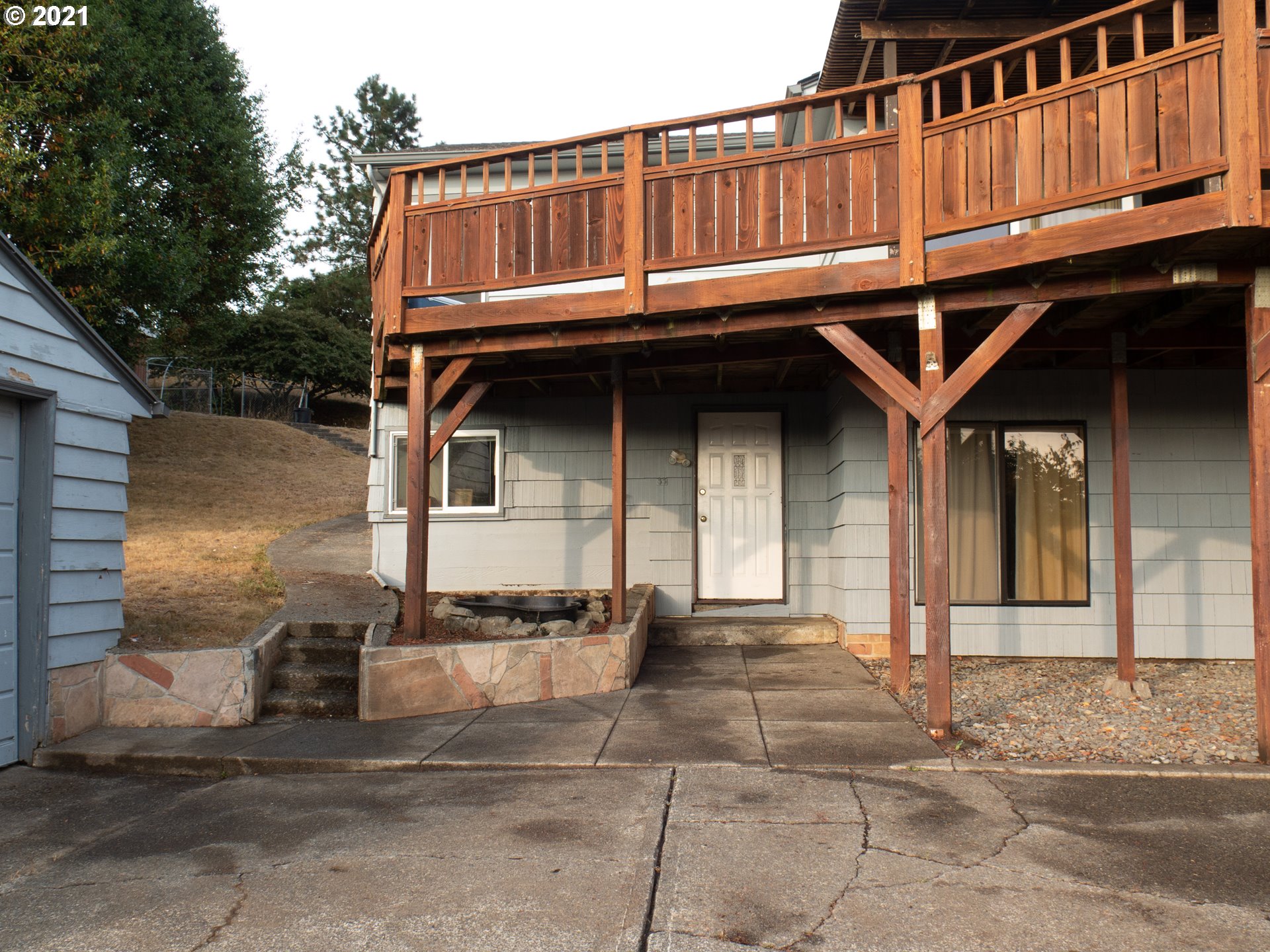 54401 Frontage Road Myrtle Point, OR 97458 - Photo 4 of 21 Gallery Image 4