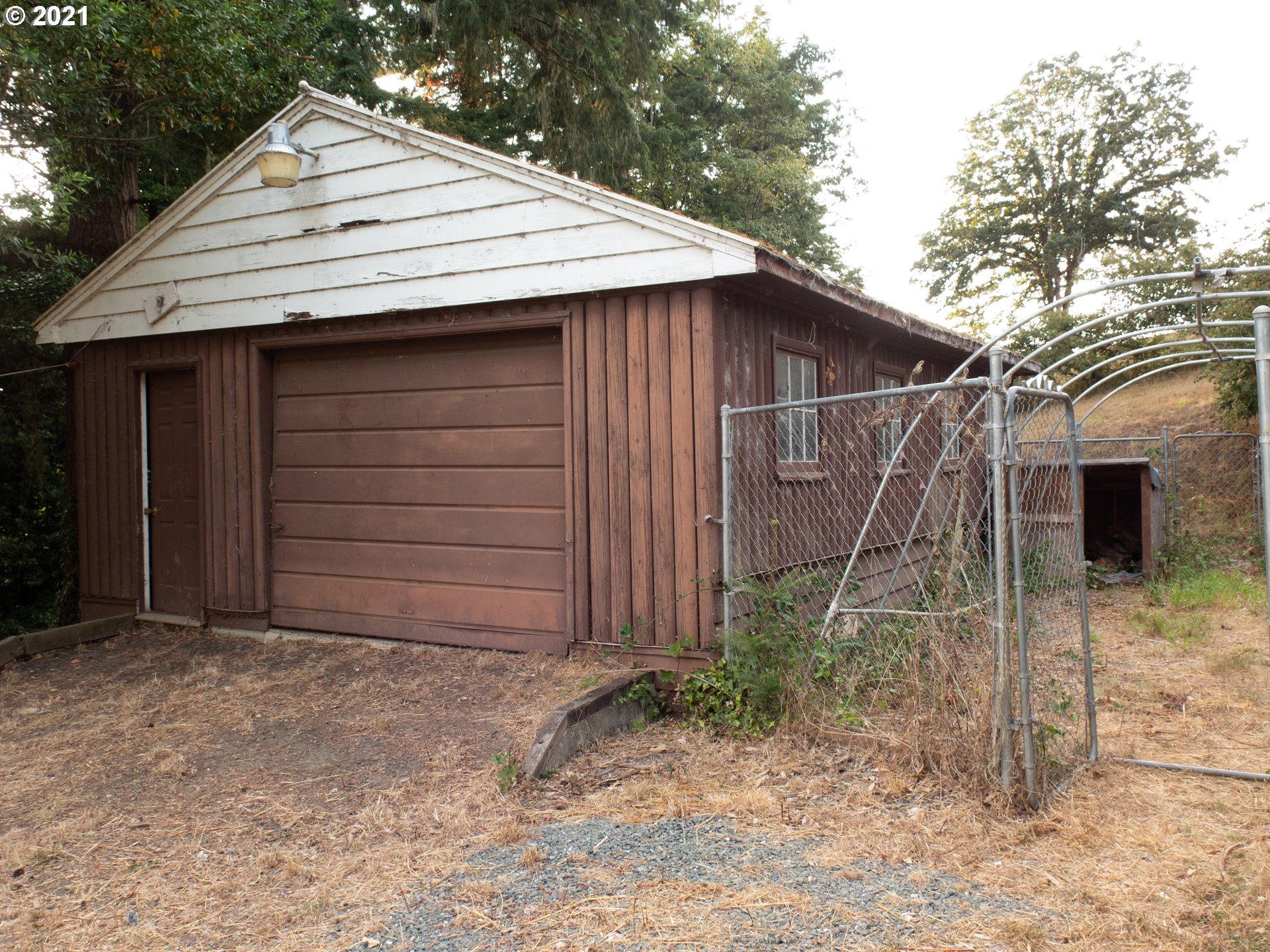 54401 Frontage Road Myrtle Point, OR 97458 - Photo 7 of 21 Gallery Image 7