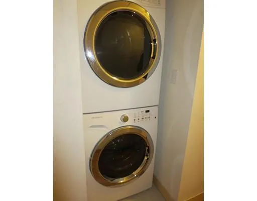 $6,000 | 5 Oswald Street, Unit 2, Boston, MA 02120