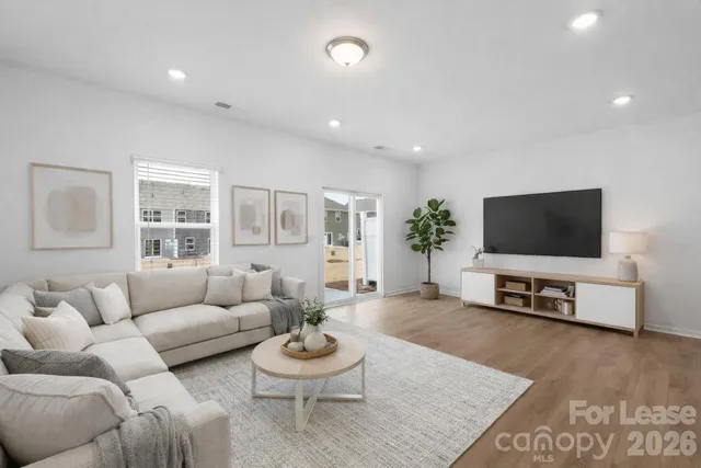 $1,975 | 745 Lock Haven Drive Northwest, Concord, NC 28027