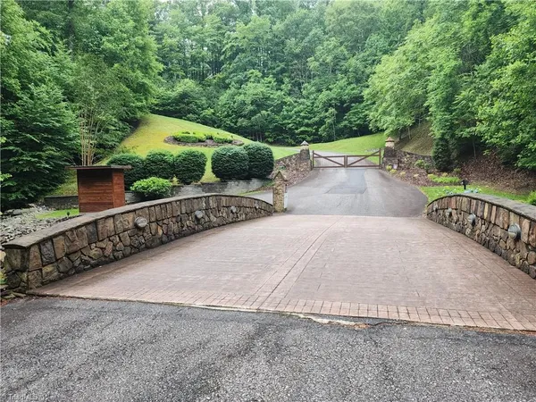 $38,500 | Tbd Tbd Derby Chase Court, McGrady, NC 28649