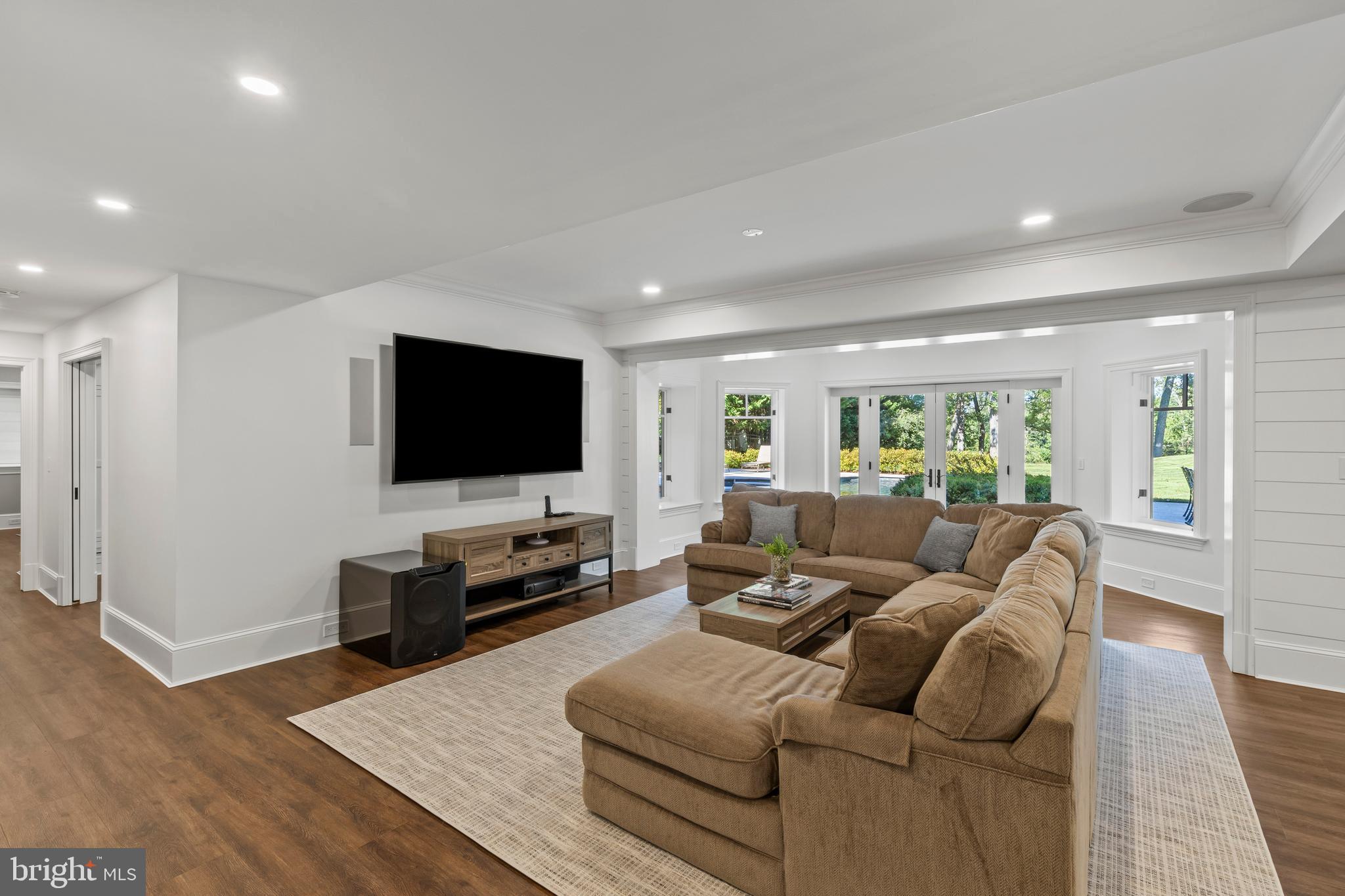 840 Childs Point Road Annapolis, MD 21401 - Photo 36 of 50 Great place to watch a movie