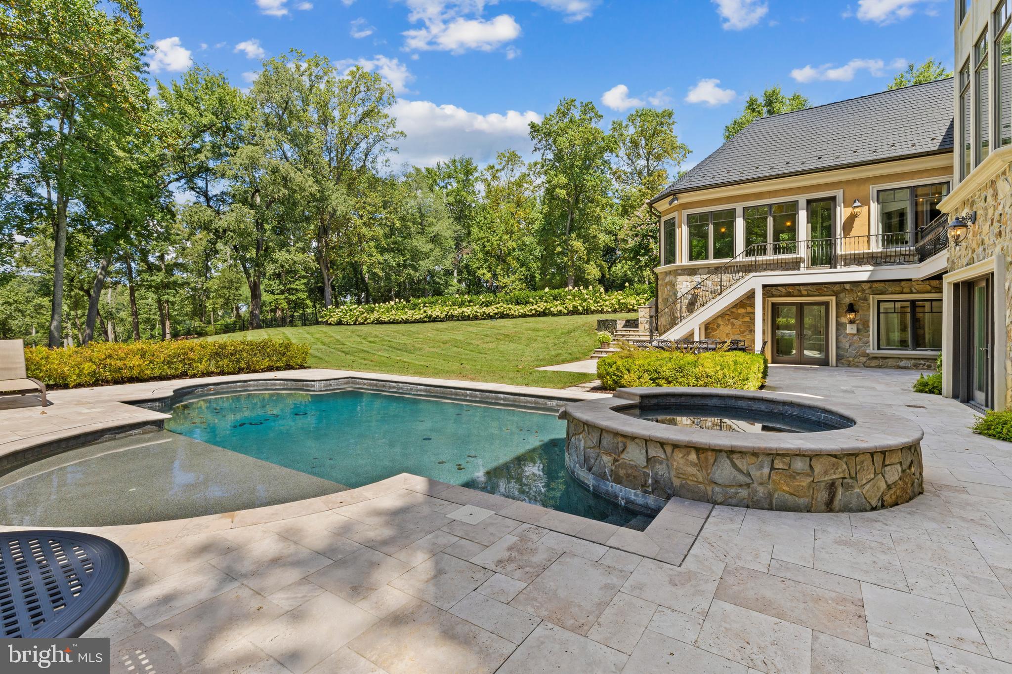 840 Childs Point Road Annapolis, MD 21401 - Photo 42 of 50 Expansive pool area and backyard