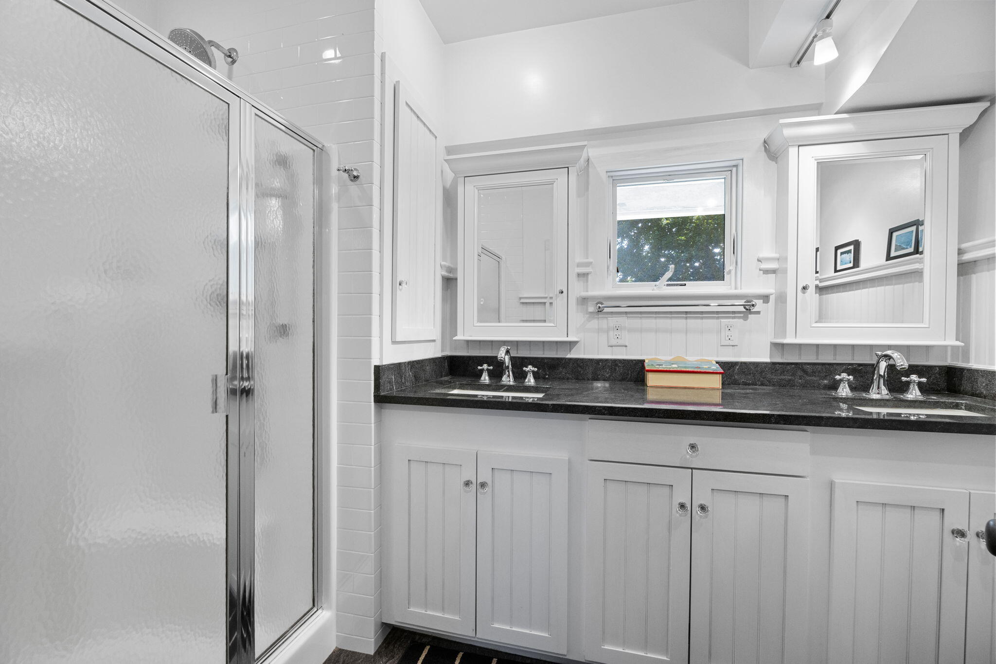 34 Kenwood Road Pocasset, MA 02559 - Photo 40 of 95 a bathroom with double vanity and a mirror