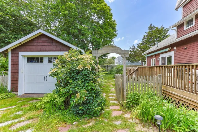 $798,000 | 34 Kenwood Road, Pocasset, MA 02559