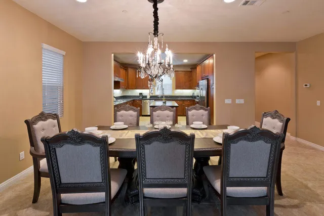 $3,300 | 462 Via De La Paz, Palm Desert, CA 92211