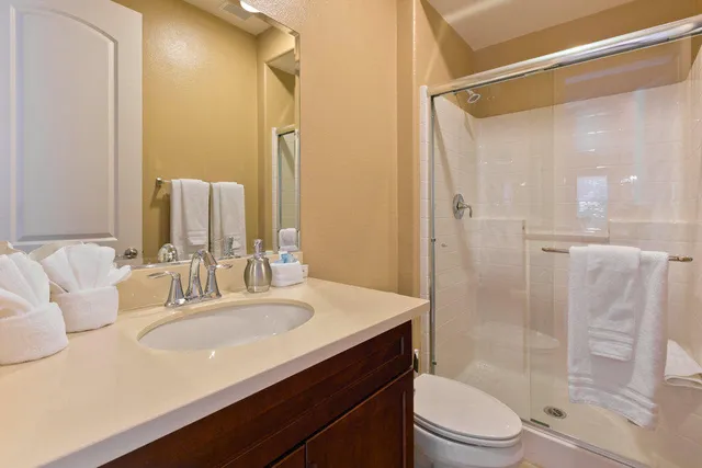 $3,300 | 462 Via De La Paz, Palm Desert, CA 92211