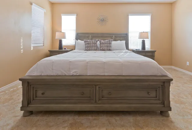 $3,300 | 462 Via De La Paz, Palm Desert, CA 92211