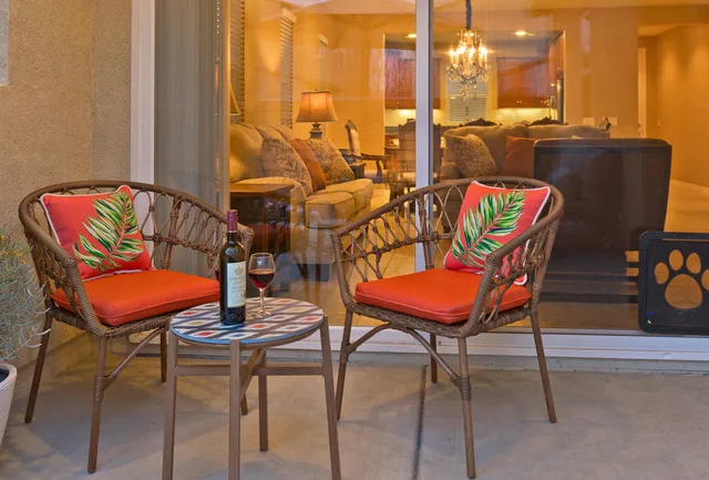 $3,300 | 462 Via De La Paz, Palm Desert, CA 92211