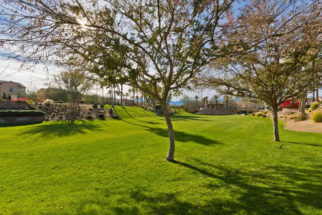 $3,300 | 462 Via De La Paz, Palm Desert, CA 92211