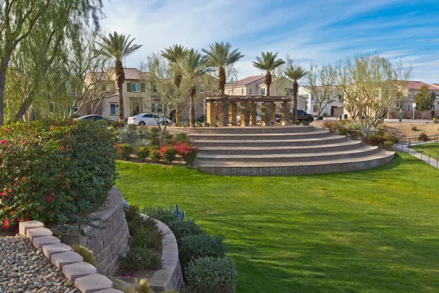 $3,300 | 462 Via De La Paz, Palm Desert, CA 92211