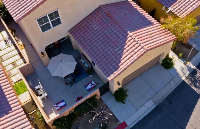 $3,300 | 462 Via De La Paz, Palm Desert, CA 92211