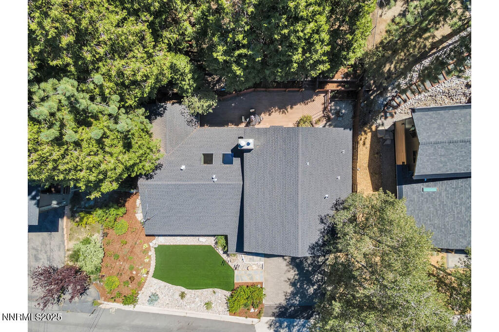 303 Elks Point Road Stateline, NV 89449 - Photo 36 of 40 35