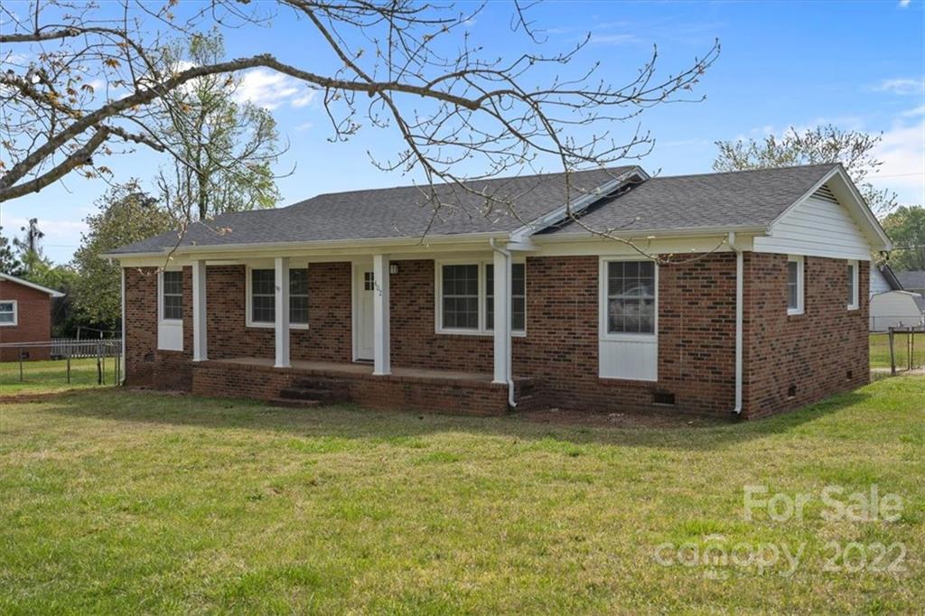 402 Lincoln Road York, SC 29745 - Photo 3 of 45 a view of a house with a yard
