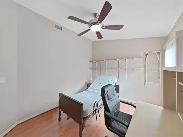 $320,000 | 1606 Marsh Wood Drive, Seffner, FL 33584