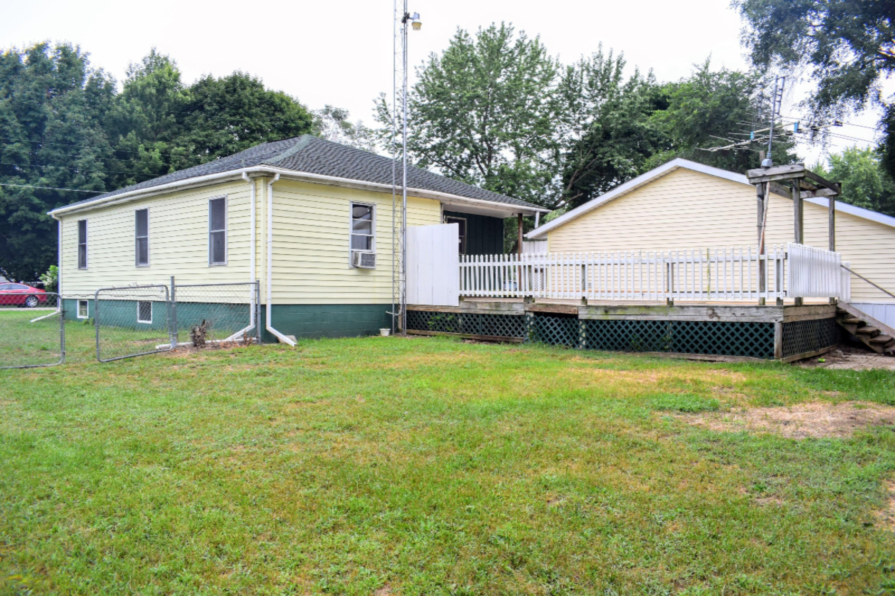 446 Mayfield Road Benton Harbor, MI 49022 - Photo 21 of 23 Exterior