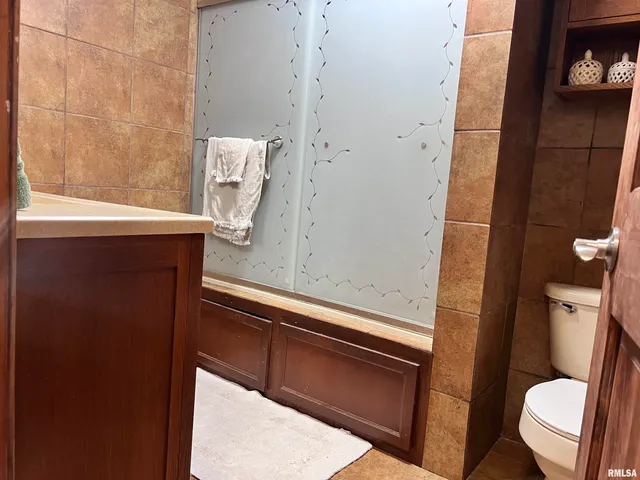 $204,900 | 400 Massey Lane, Jacksonville, IL 62650