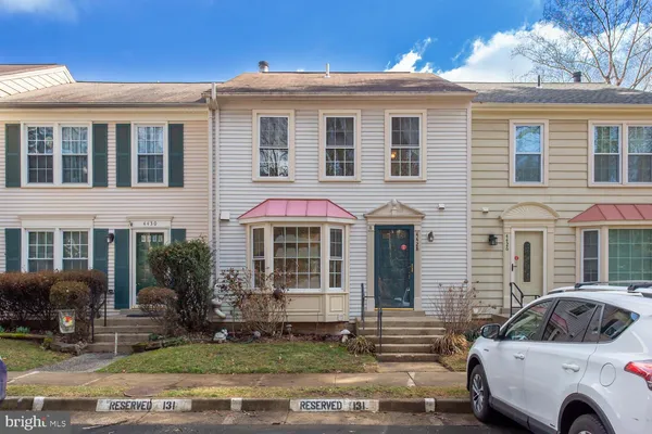 $3,100 | 4428 Holly Avenue, Fairfax, VA 22030