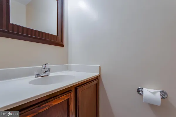 $3,100 | 4428 Holly Avenue, Fairfax, VA 22030