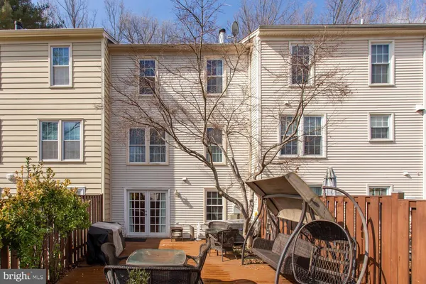 $3,100 | 4428 Holly Avenue, Fairfax, VA 22030